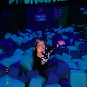 Meet your Posher, Ellia